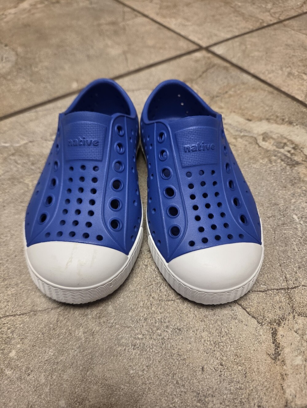 Native Jefferson Slip-On Kids Shoes in Blue
